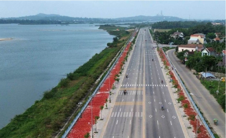  Ngắm đường bờ Nam sông Trà Khúc tuyệt đẹp, nối TP Quảng Ngãi về hướng biển